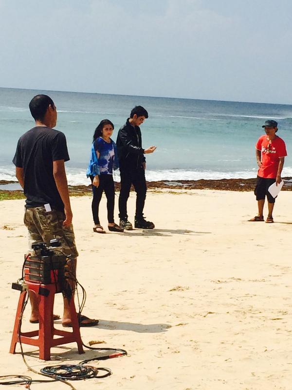 AboutGGS_SCTV's tweet photo. "Lagi Take @alysyarief @PrillyBie #GantengGantengSerigalaSCTV  @GGSerigalaSCTV_ http://t.co/QRgy69vm0n