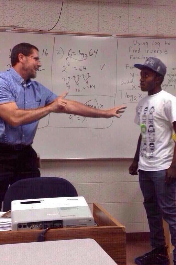 WorIdStarComedy's tweet photo. "Tyrone I didn't mean to throw your mixtape in the trash c'mon fam" http://t.co/GKpKePhAbX