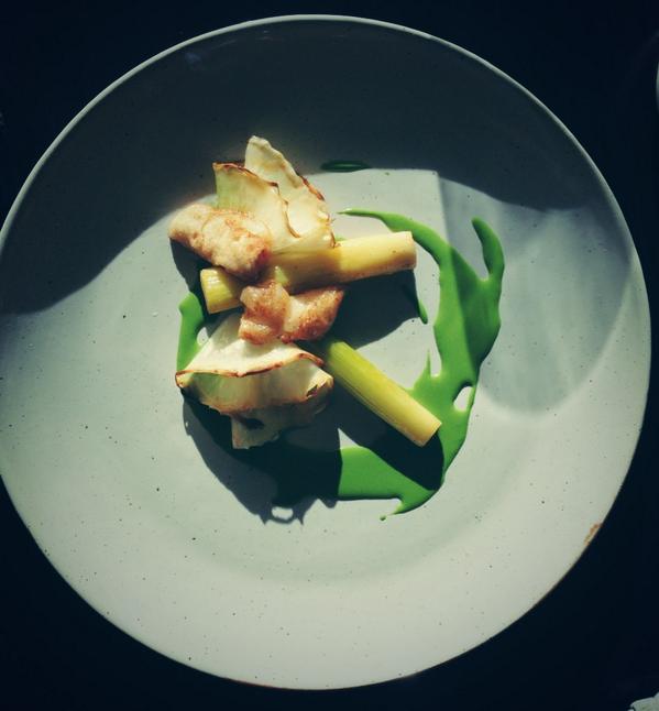 actinolitefood's tweet photo. Leek Celeriac and Cod Tongue http://t.co/vjQsgr29Zb