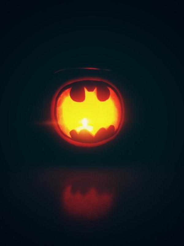 The_Gman102's tweet photo. Hey guys, i like this pumpkin carving thing more than anticipated! 
#barman #pumpkin #batpumpkin http://t.co/AsZGQ78x8e