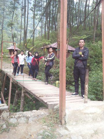 AKRAB01's tweet photo. Jembatan anaconda wkwk http://t.co/EejkhO3lzF