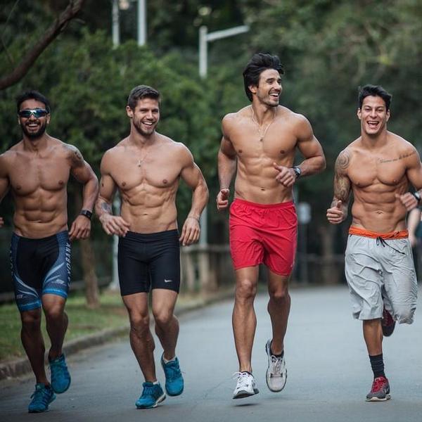 RadicalThatB's tweet photo. WHY its #Good2bFit http://t.co/YwFxX796ZY
