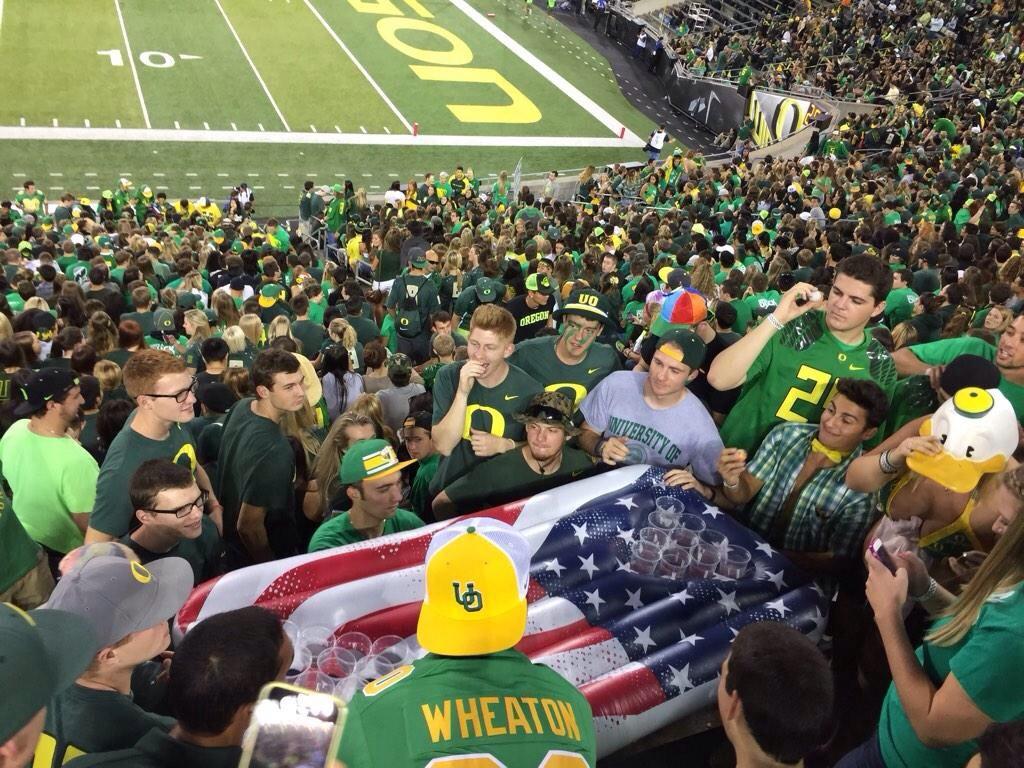 B0cVzSpIYAAPplx.jpg:large