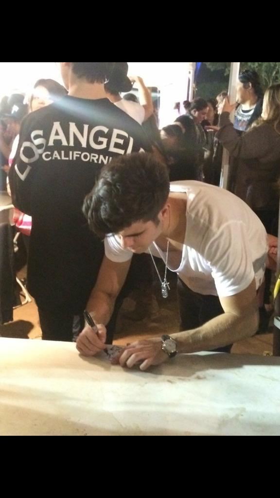 emma🦋 tweet media