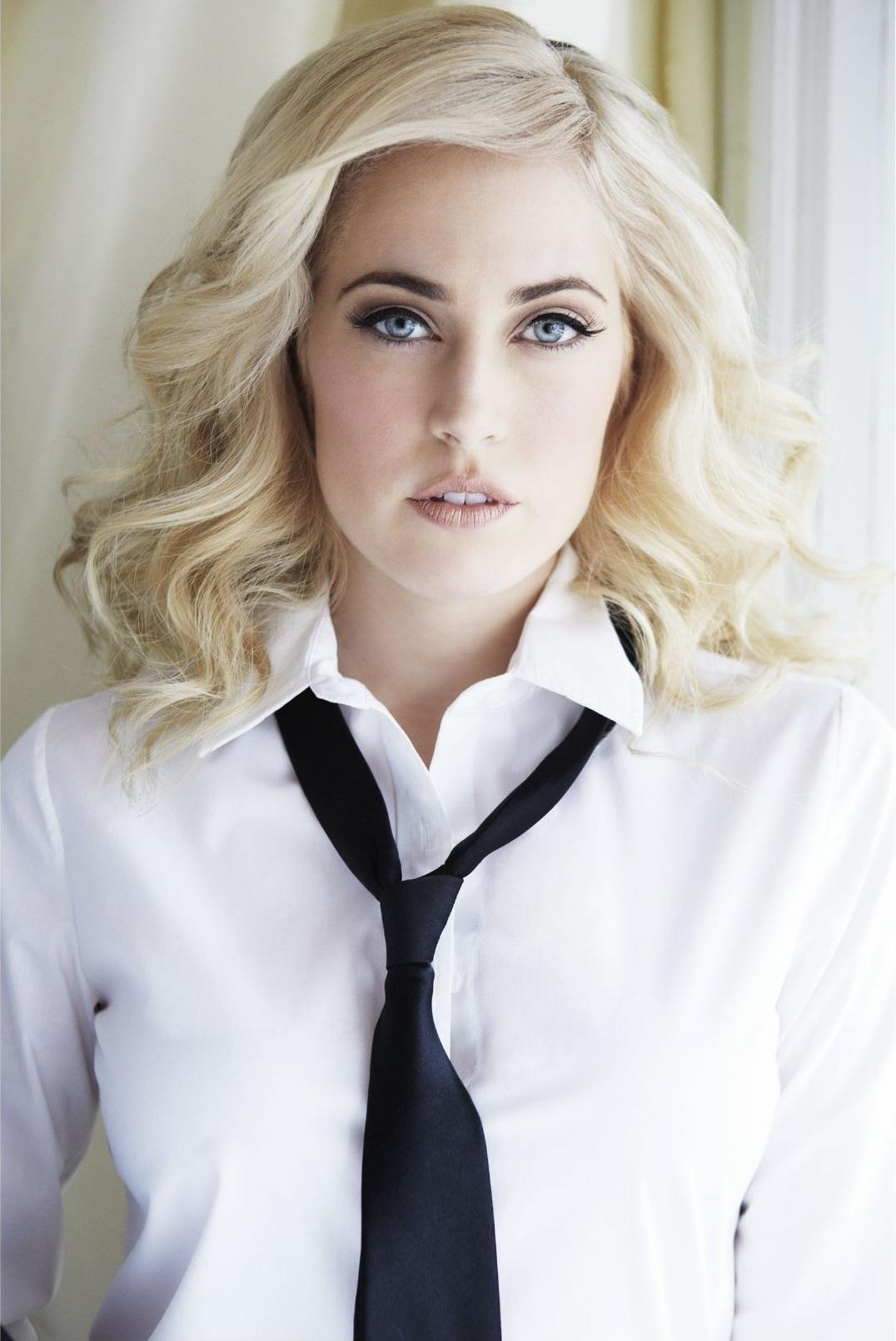 Happy Birthday to Charlotte Sullivan amazing star of 