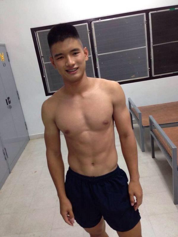 jameptk's tweet photo. เงี่ยนๆๆๆ http://t.co/MD0oZZPi3R