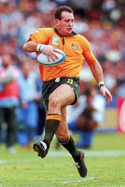 Happy birthday David Campese!     