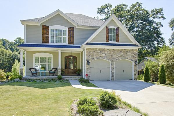 blairdmiller's tweet photo. New Listing! 15 Waccamaw Cir  Greenville SC 29605 $724,500 #augustard 5400-5599 sq ft. http://t.co/mlMijyVjmh  #home http://t.co/mYTjzwzwDI