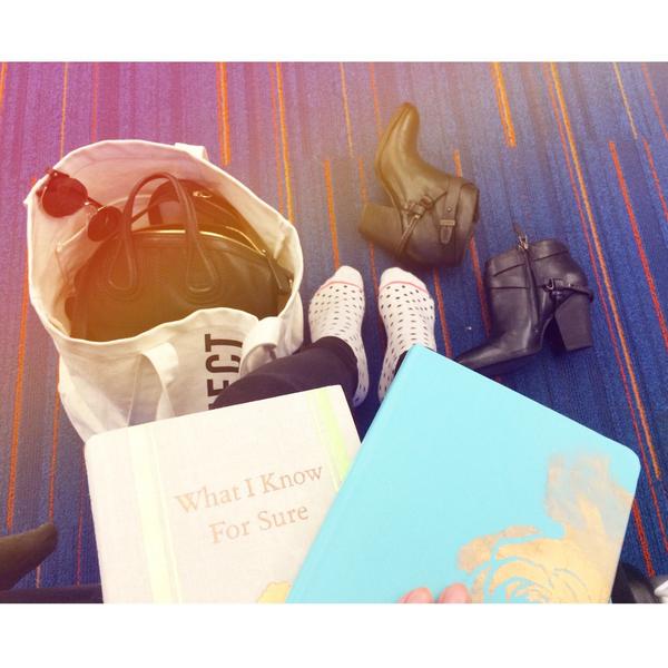 Feeling discombobulated at 7am in the Boston airport. 😣 #travel #work #tooearly