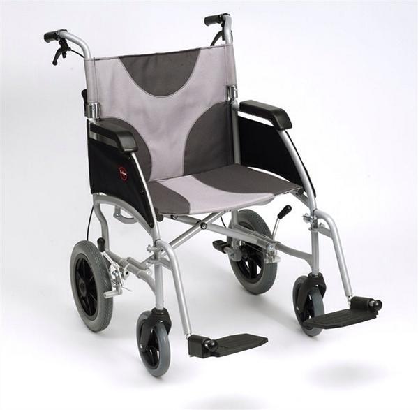 AlexmarMobility's tweet photo. http://t.co/ehHDj6I7rB  Transit #Wheelchair 20" for the larger user ultra lightweight - many features £188.99 http://t.co/KXj4NFXazH
