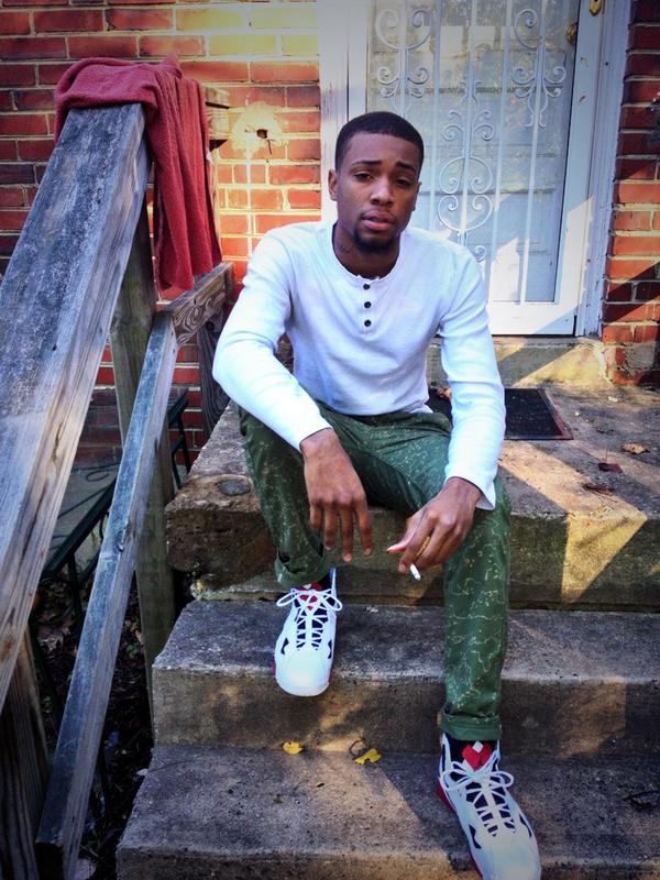 Thatman_carter's tweet photo. Still got keys to the trap🍚🏠 http://t.co/7vv5axvABl