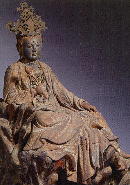 神奈川・東慶寺/水月観音(鎌倉)】像高41cm。補陀落山の岩上に坐し