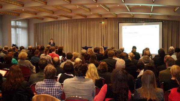 blankemeyer's tweet image. NRW-Medienministerin Angelica Schwall-Düren beim Auftakt für den Leitmarktwettbewerb #createmedia .NRW @ihkkoeln