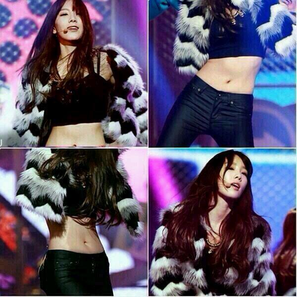 iamtzuyu's tweet photo. ngghh/? RT @xxkhun88: /kissmark perutnya/?"xxtaeyeon89: sini/? RT @xxkhun88: Liat perutnya, pen gua kissmarkin/? http://t.co/JVX3H0dfLo"