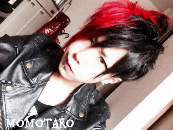 Momotaro たろの赤好きって言われるの めっちゃ嬉しい ありがとう あ 美佳ちゃん お手紙ありがとうね お返事待っててくらはい Mohi Mika Mxmxtxrx やっぱり赤のたろさん好きです ˆoˆ 赤 黒めっちゃ似合ってます カッコよすぎです