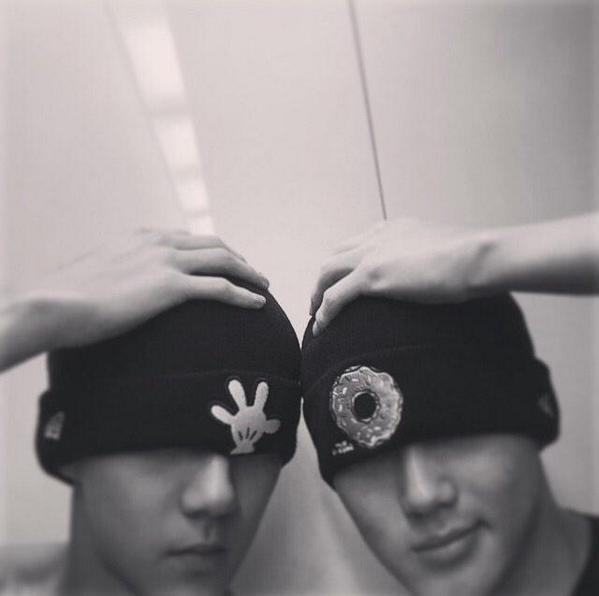 141021 Sehun's IG Update with Suho:

"👊‼️"