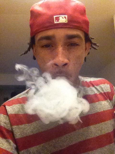 mme24k's tweet photo. 😈😤👑 http://t.co/F4lEckyNW2