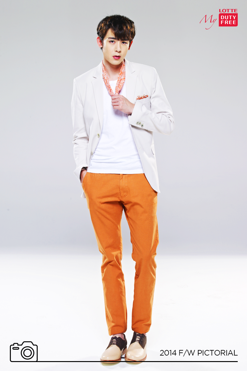 B0dYe24CcAAd7kF.png:large