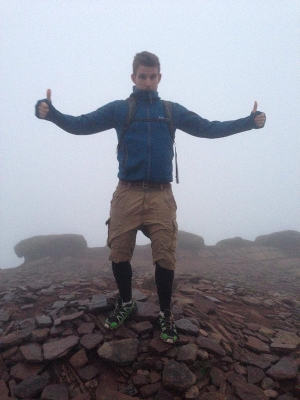 Reevotron's tweet photo. "Sunrise" on Pen y Fan. One of your torches would undoubtedly have helped! #epicLED http://t.co/GZ2FbHlgXH