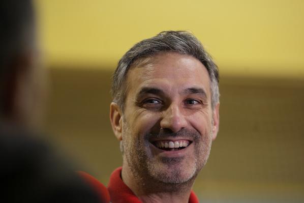 Creyó tanto en sus sueños que hizo que los demás creyeran. Eterno Abós. (bit.ly/1pwhxKJ)