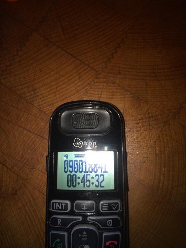 JoostRoddeman's tweet photo. @ZiggoStoring  hang je dan drie kwartier aan de telefoon x tien cent per minuut na 50 min eindelijk een afspraak.. http://t.co/QAWGXXK9cI