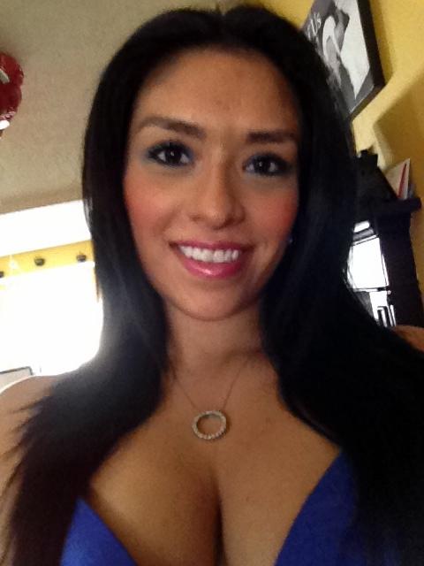 Sandra på Twitter: "#Sandra #Latina #Selfie http://t.co/nwdPZkAsyb&quo...