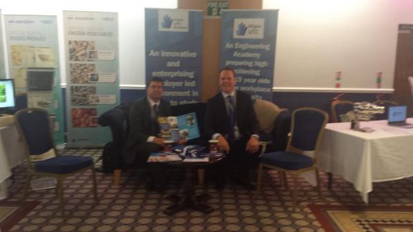 UTCWigan's tweet image. @FPeditor #wiganUTC working with industry to understand their future needs from our students #appetiteforengineering