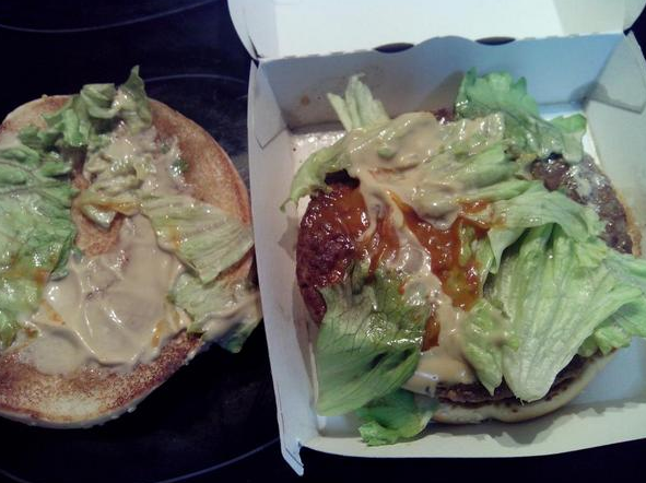 Kakologz's tweet photo. @mcdonalds_es La nueva Mc-extrem, realidad vs ficcion : http://t.co/luOS84HSCJ