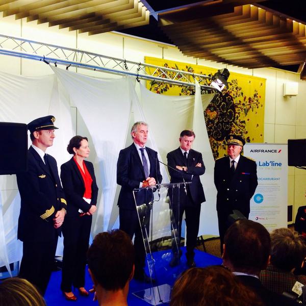 sustainablebetc's tweet image. la #labline événement historique d'après @RoyalSegolene  en présence de @augustinderomanet @FrédéricGagey #AirFrance