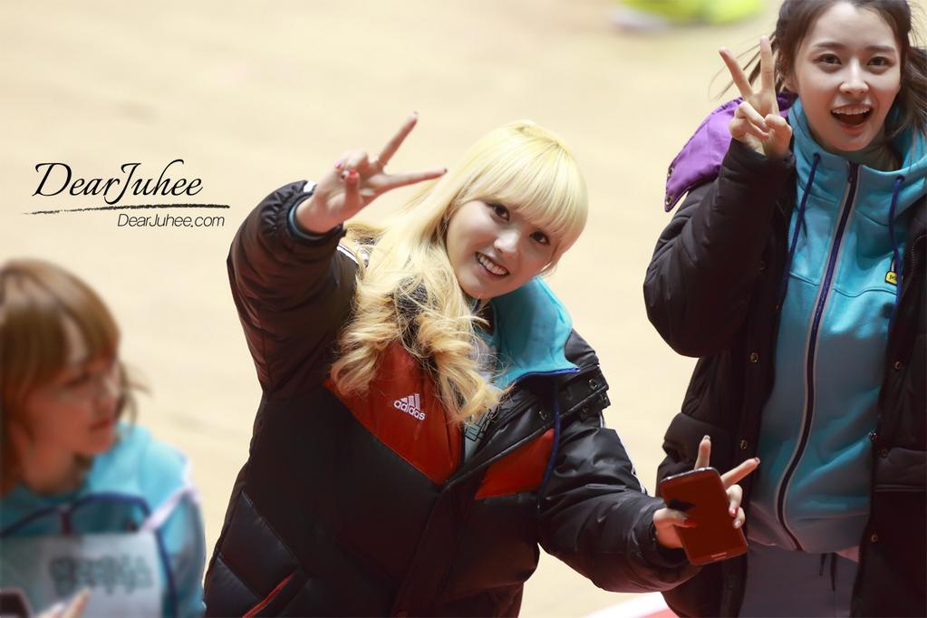 B0eGVRNCMAAHwJg.jpg:large