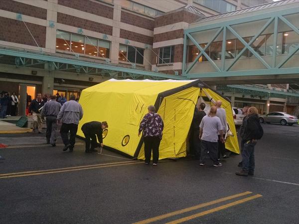 photogriffer57's tweet photo. Tent is up for #Conemaugh #Ebola drill. @tribunedemocrat http://t.co/bzA2ebQi4f