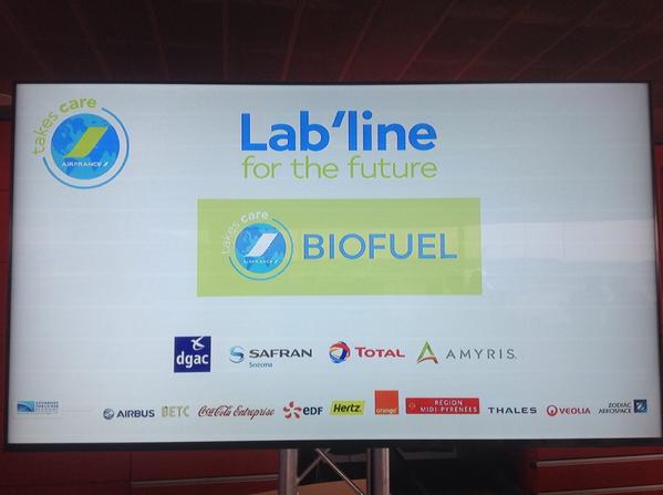 AvgeeksFR's tweet image. Big up aux 14 partenaires de la #LabLine #AirFrance pr développer la filière #biocarburant #aviation française ! #DD