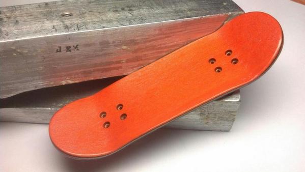 Jem_Fingerboard's tweet photo. http://t.co/daBPQNIWgd