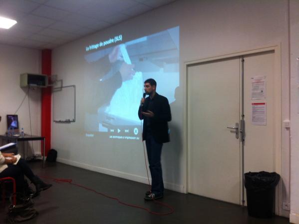 three_am_iscom's tweet photo. Lecture about #3Dprinting #iscom @shapelize #Y5JEU2014 http://t.co/rKlV8htOgv