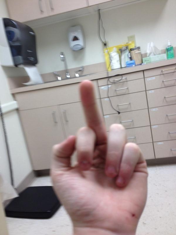 Jakeygamma's tweet photo. Fuck the doctors bruh! http://t.co/GKx5mlinNA
