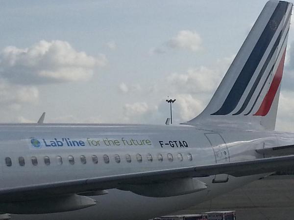 AvgeeksFR's tweet image. Effervescence autour du vol #LabLine #biocarburant #AirFrance à @aeroport_tls ! A/ PDG AF et comm. de bord ! #avgeek