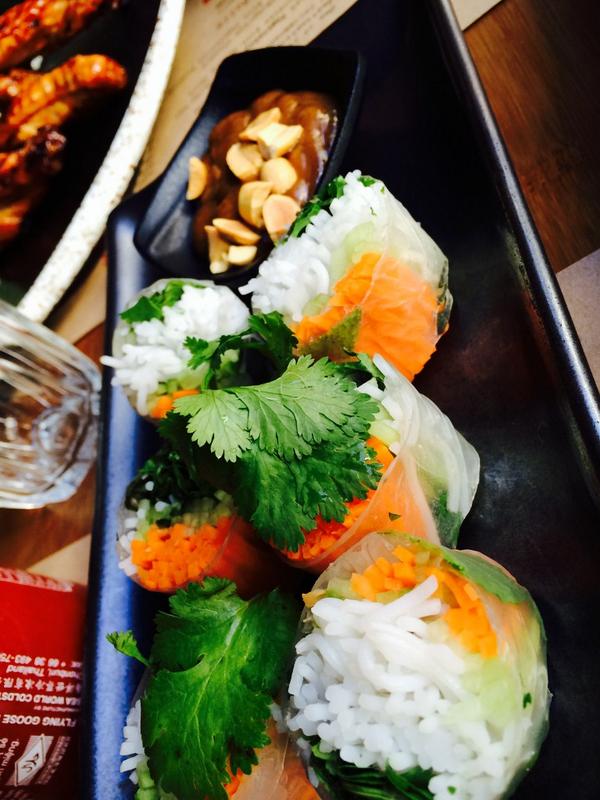 Camillawarr's tweet image. Yummy lunch @HouseOfHo yello Bobbie  Chin!! @DempseyAine1