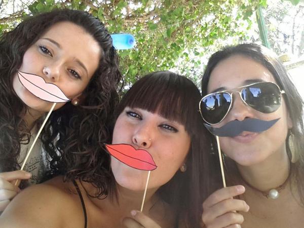 palomitajimenez's tweet photo. AMOR 😍 @evita113 @Mar_iimperfecta http://t.co/QsG09oJQq4