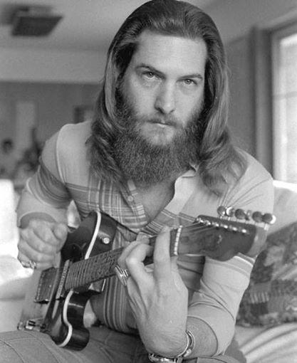 Happy birthday to American guitarist, songwriter and record producer Steve Cropper 73 today! 