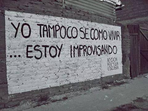 VSHerenu's tweet photo. @MarcaSentido no hay mejor horóscopo para tomar decisiones que la "voz de una pared" http://t.co/xJgLPmUXei