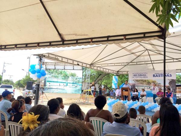 El #CentroDeSaludDeBastidas pasara de 600 metros cuadrados a mas de 2000 y de 21 medicos a 36 médicos.