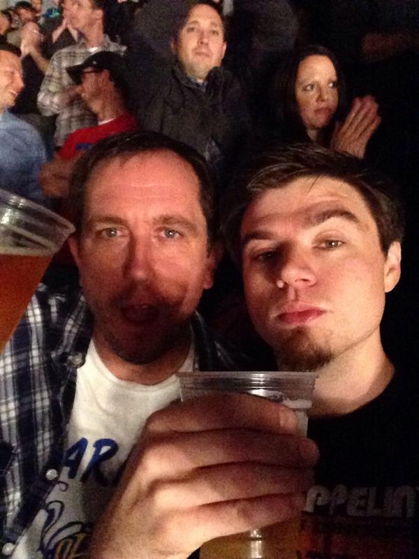 ThunderFootRod's tweet photo. Enjoying @PearlJam and jealous of @stevewatlock's #ShadowStache http://t.co/DyIsutTDoH