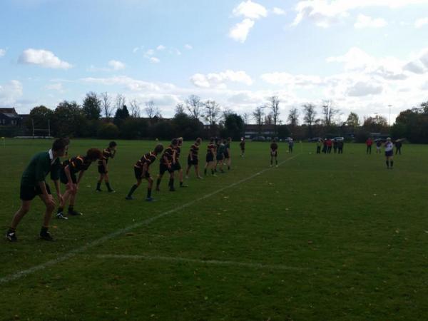 Second half kicking off with Windsor leading 14-0
<a href="/PangColl/">ᴾᴬᴺᴳ ᠌ᅠᅠ ᠌ᅠᅠ ᠌ᅠᅠ ᠌ᅠᅠ ᠌ᅠᅠ ᠌ᅠᅠ ᠌ᅠᅠ ᠌ᅠᅠ ᠌ᅠᅠ</a> with the big wind in this half