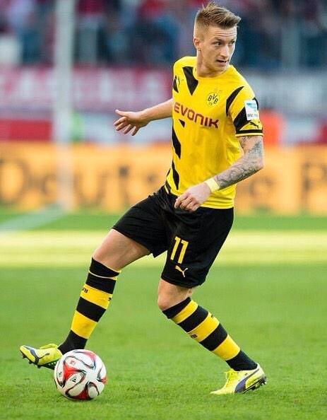 fcb_baaalca's tweet photo. ロイスまじかっけえ http://t.co/aK2sdBt9A4