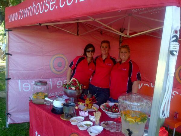 hospitalitypc's tweet photo. @kidsofthecape #kotcgolfday @Townhouseza divine desserts! http://t.co/KJsLnOE969