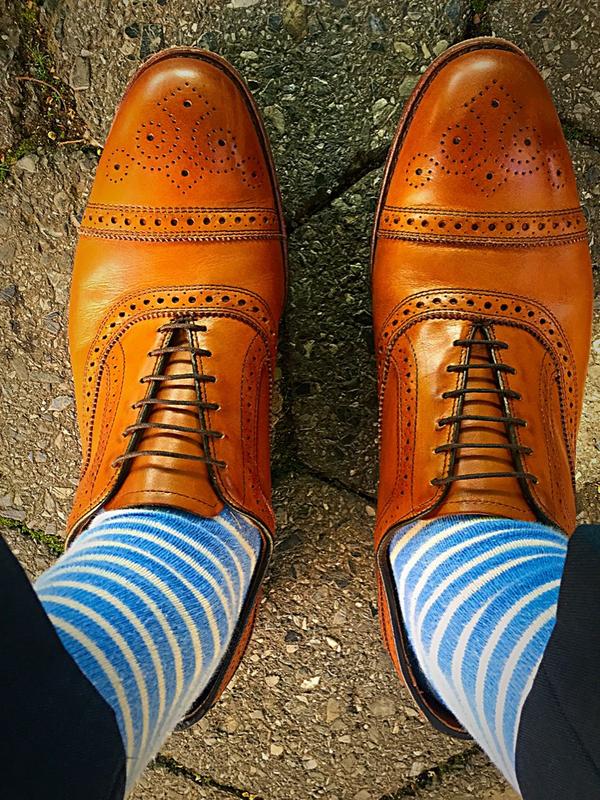 Christian_Hanna's tweet photo. Breaking in my new @AllenEdmonds Walnut Strand Cap-Toe Oxfords #CleanAndClassic #AnAmericanOriginal http://t.co/aAOImqB5Ok