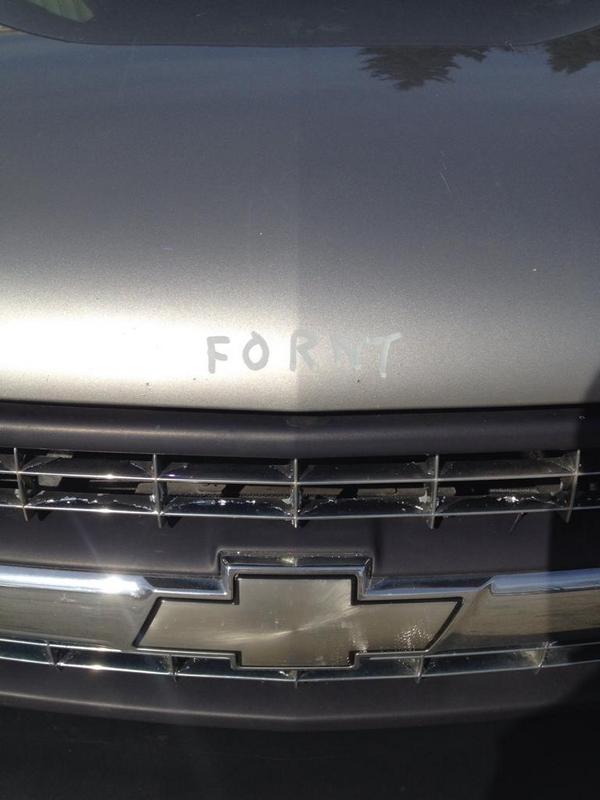 craig_Victoryjj's tweet image. Guy at work needs to label his truck I guess... #PoorSpelling #Fornt #IWorkWithAllStars