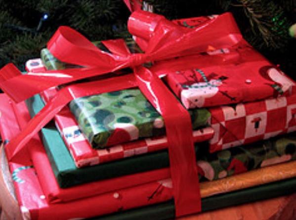 Start a tradition Wrap 25 books &amp; pop them under the tree. Before bed your child chooses 1 to unwrap &amp; read with you.