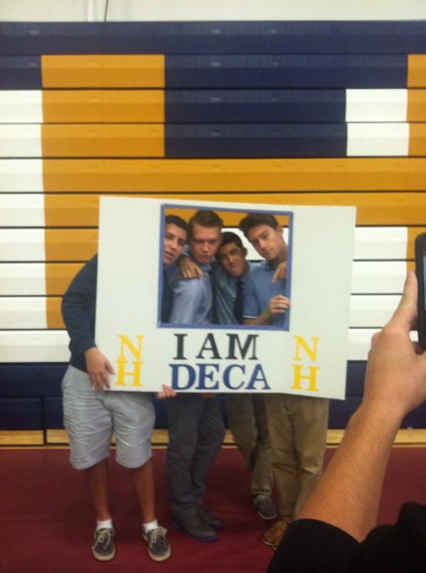 WindhamDECA's tweet photo. Our proud members #iamdeca http://t.co/RAWzMGdbZf