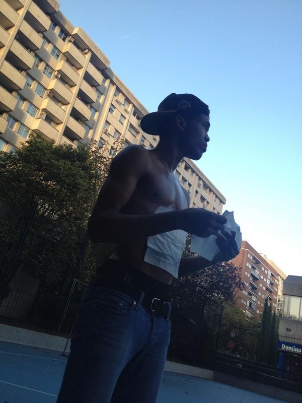 Aisha_Odalis's tweet photo. JAJAJA siempre con mis negros 😂😂😂😍😍 @MonkeyWeezy1 @DkeyIsNiice http://t.co/Gh0RzyVcMx